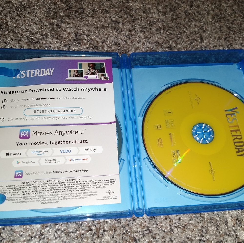 The Beatles 2 Movie DVDs + Blu-Ray Bundle - Picture 6 of 6